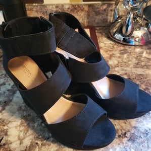 Christian Siriano black wedge sandals